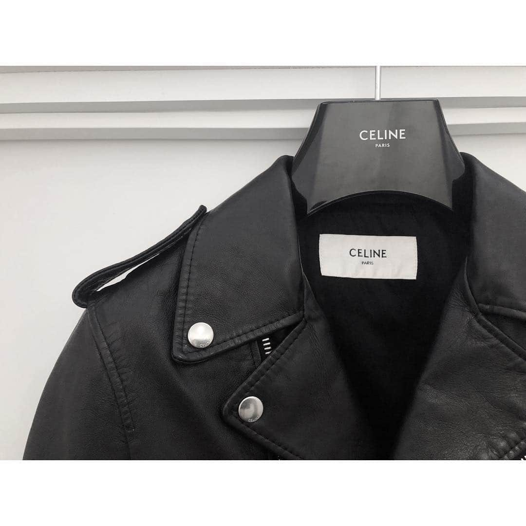 RINKAN渋谷店さんのインスタグラム写真 - (RINKAN渋谷店Instagram)「【2F New Arrival】 《CELINE by Hedi Slimane》 "Classic Biker" 19SS... ㅤㅤㅤㅤㅤㅤㅤㅤㅤㅤㅤㅤㅤ エディスリマン ファーストコレクションよりクラシックバイカーが入荷致しました。こちらはオーダーでほぼ全て完売し現在問い合わせても入荷の予定のない今期注文のアイテムになります。柔らかいカーフスキンが使用されライダースでありながら着心地も合わせ持つ上質なアイテムになります。是非店頭にてご覧下さい。 ㅤㅤㅤㅤㅤㅤㅤㅤㅤㅤㅤㅤㅤ #rinkan #shibuya #saintlaurent #saintlaurentparis #dior #diorhomme  #louisvuitton #lv #amiri #rickowens #balmain #celine #prada #burberry #valentino #maisonmargiela #thombrowne #acne #acnestudious #hermes #cartier #fendi #rafsimons #calvinklein #givenchy #yohjiyamamoto #commedesgarcons #cdg #sulvam  RINKAN 渋谷店 03-5458-3050 渋谷区神南1-12-16」3月16日 13時42分 - rinkan_shibuya