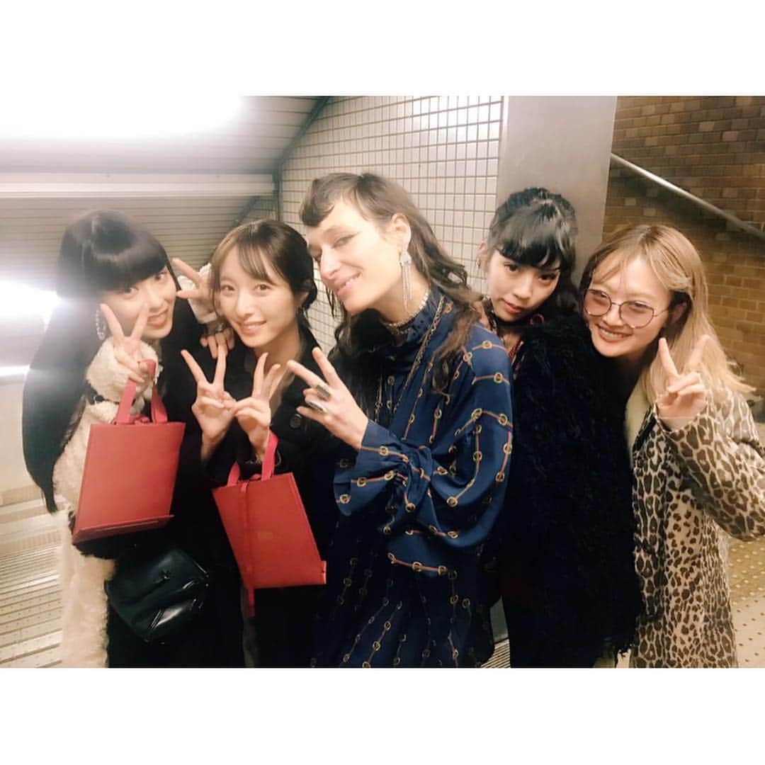 中川ジュリアさんのインスタグラム写真 - (中川ジュリアInstagram)「京都で zumiさんが @fangusz666  来日のGUCCIのpartyに🥂  #guccizumi」3月16日 14時14分 - julia05_23