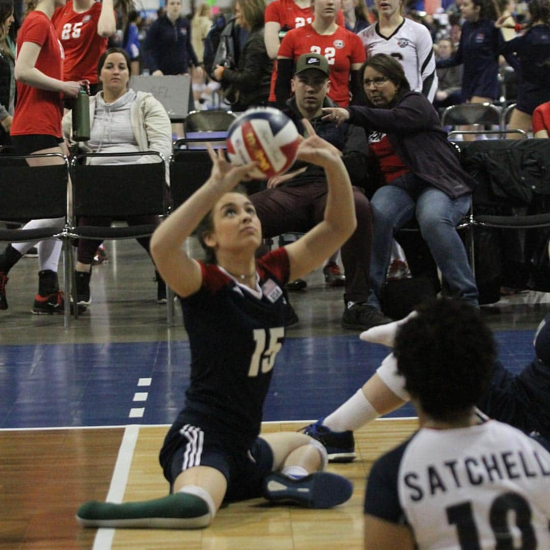 USA Volleyballさんのインスタグラム写真 - (USA VolleyballInstagram)「Veterans paved the way to two @usav_sitting_wnt wins over @volleyballCanada, but 3 @teamusa players made their international debuts with significant contributions. The 5-match series continues on Saturday at 9 a.m. and 3 p.m. at @crossroadsvb in #Denver. Details on www.usavolleyball.org. @usparalympics」3月16日 14時50分 - usavolleyball