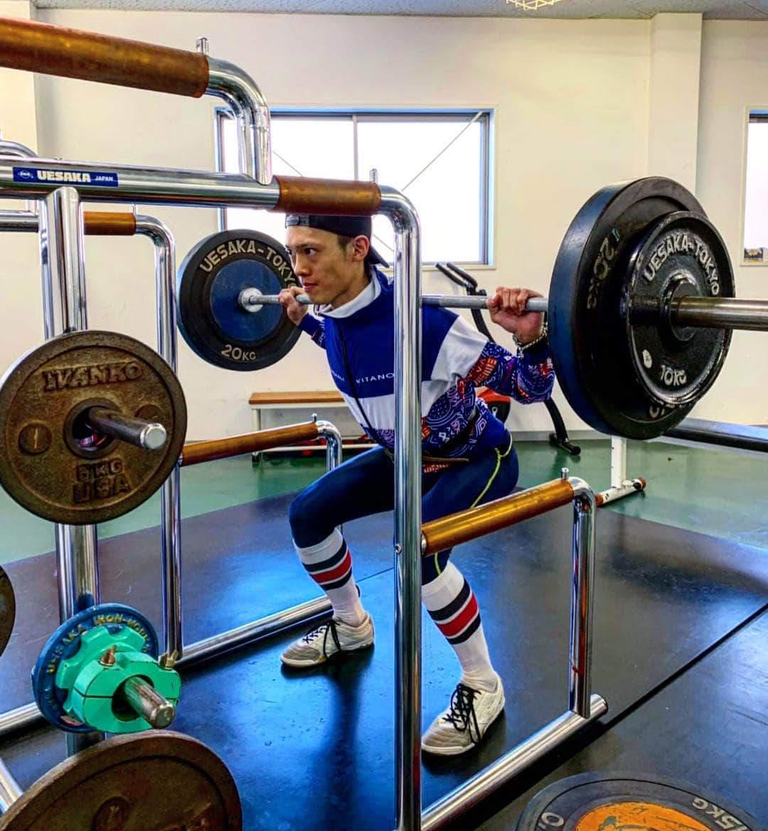 のインスタグラム：「#training #weighttraining #squat #oakley #noname #mizuno #twins #kitanoskiteam #takutakeuchi #竹内択」