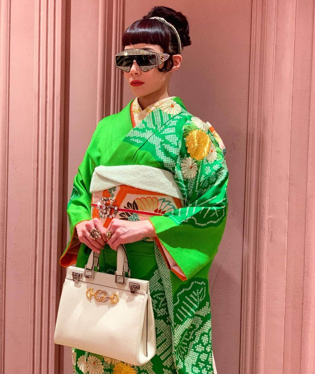 マドモアゼル・ユリアさんのインスタグラム写真 - (マドモアゼル・ユリアInstagram)「ZUMI BAG launch party In Kyoto 🌸😎🌸 @gucci #gucci #guccizumi #kyoto #retrofuture」3月16日 15時03分 - mademoiselle_yulia