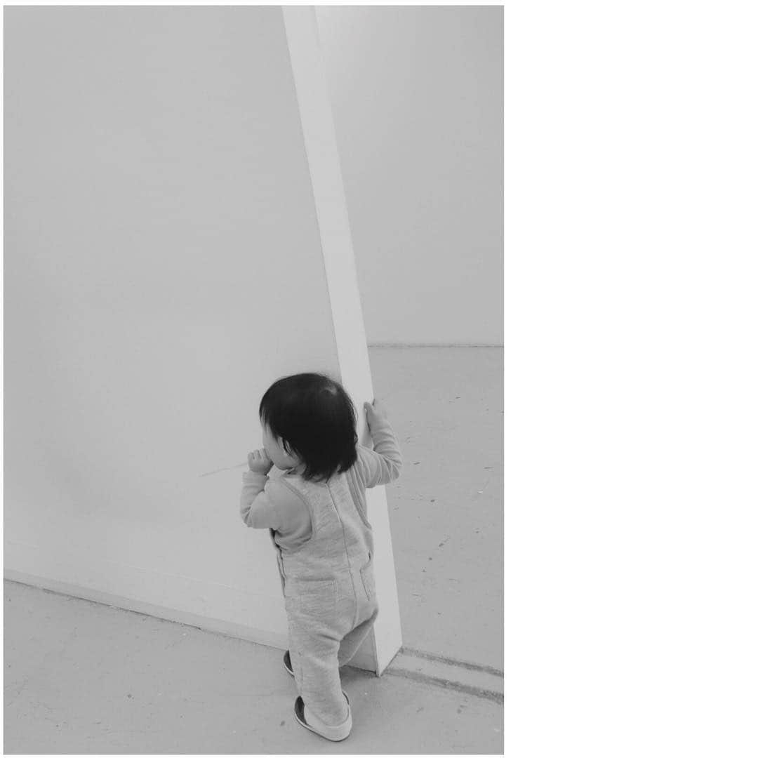 Saoriさんのインスタグラム写真 - (SaoriInstagram)「ロッキングオンジャパンの 表紙撮影をみてる我が子」3月16日 15時26分 - saori_fujisaki
