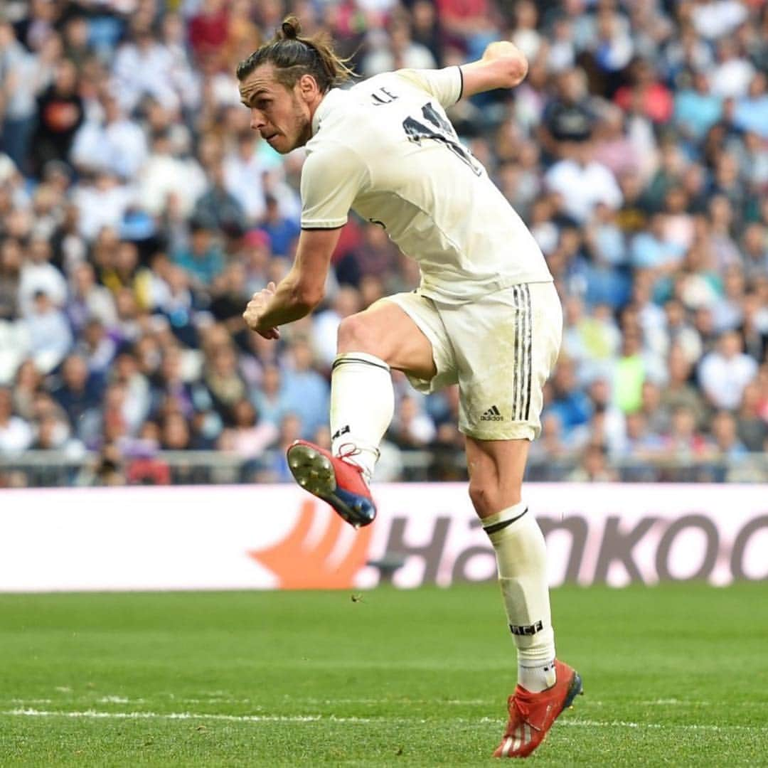 ガレス・ベイルさんのインスタグラム写真 - (ガレス・ベイルInstagram)「Vamos!!! +3 💪🏼⚽️ #HalaMadrid」3月17日 2時35分 - garethbale11