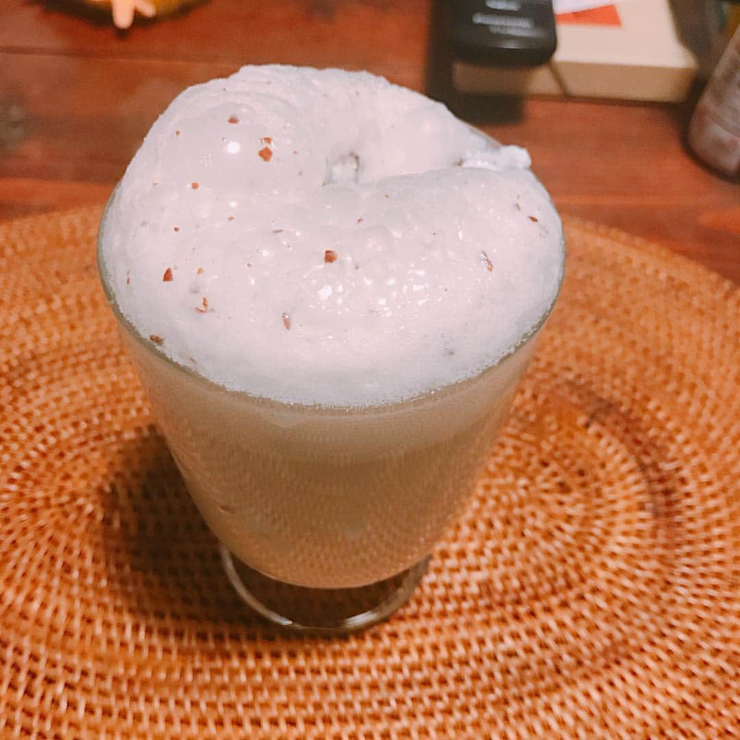 根本凪のインスタグラム：「おつかれハイボールチョコミント  #凪のお暇  #初めてコンビニでお酒を買いました」