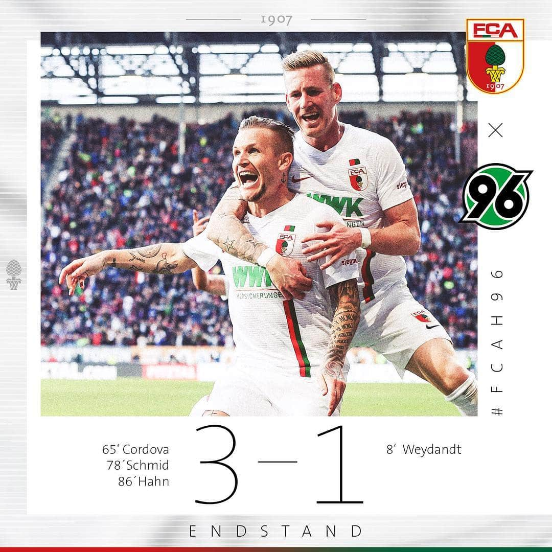 FCアウクスブルクさんのインスタグラム写真 - (FCアウクスブルクInstagram)「90‘ BIG POINTS für den #FCA! 😍 Ganz stark zurückgekämpft, Männer! ❤️💚 #FCA1907 #FCAH96 #fcaugsburg」3月17日 1時25分 - fcaugsburg1907