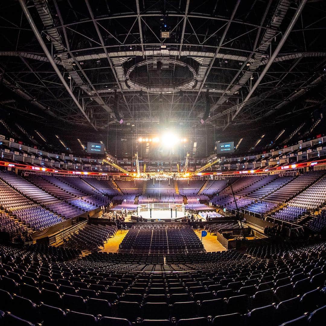 UFCさんのインスタグラム写真 - (UFCInstagram)「London x11  #UFCLondon」3月17日 1時29分 - ufc