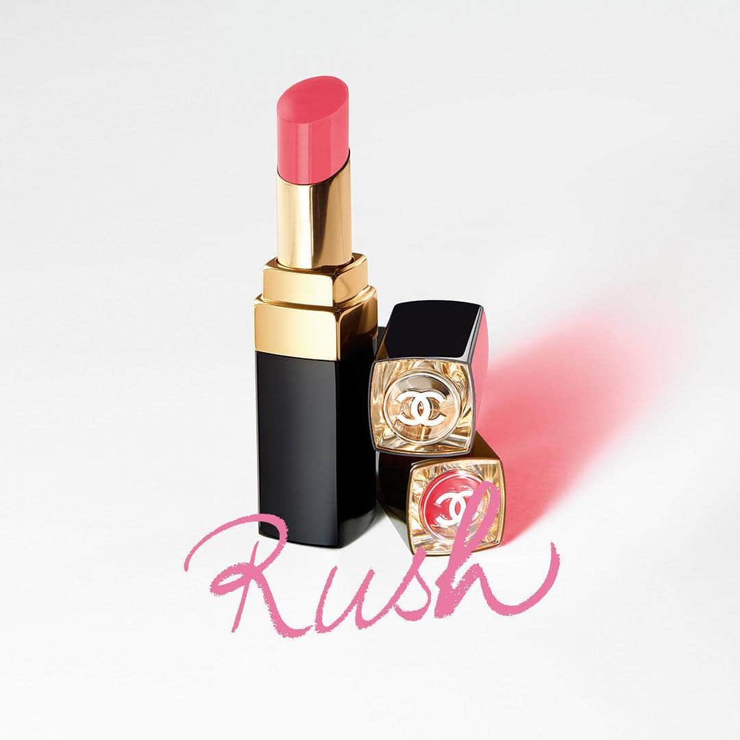 シャネルさんのインスタグラム写真 - (シャネルInstagram)「ROUGE COCO FLASH. The new ultra-shiny lipstick. 53 CHICNESS, 60 BEAT, 68 ULTIME, 72 RUSH, 92 AMOUR, 96 PHÉNOMÈNE: Find your shade in the blink of an eye.  #ChanelMakeUp #RougeCoco #ShinyLips Discover more on @chanel.beauty」3月17日 2時03分 - chanelofficial
