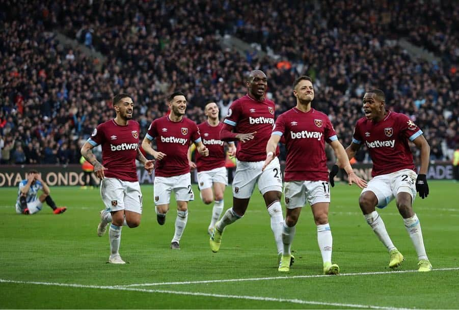 プレミアリーグさんのインスタグラム写真 - (プレミアリーグInstagram)「Late, late drama in the #PL 😱  All three games see goals in the 90+ minutes as it finishes:  AFC Bournemouth 2-2 Newcastle Burnley 1-2 Leicester West Ham 4-3 Huddersfield  #whuhud #burlei #bounew」3月17日 2時04分 - premierleague