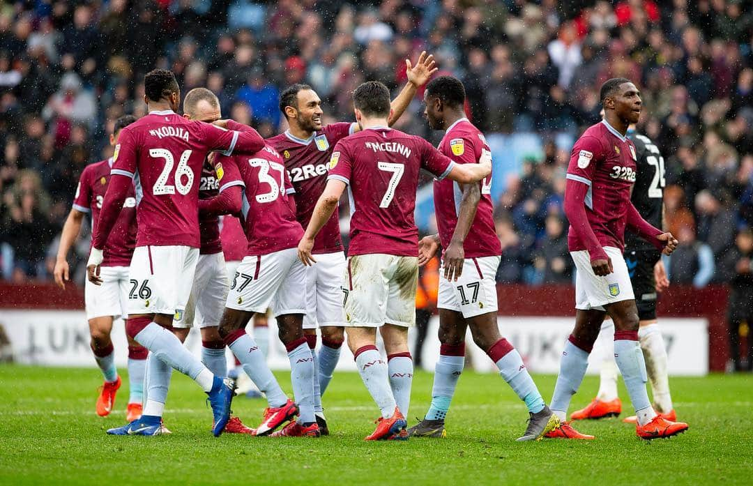 アストン・ヴィラFCさんのインスタグラム写真 - (アストン・ヴィラFCInstagram)「This team. 🔥 . #PartOfThePride #AVFC」3月17日 2時09分 - avfcofficial