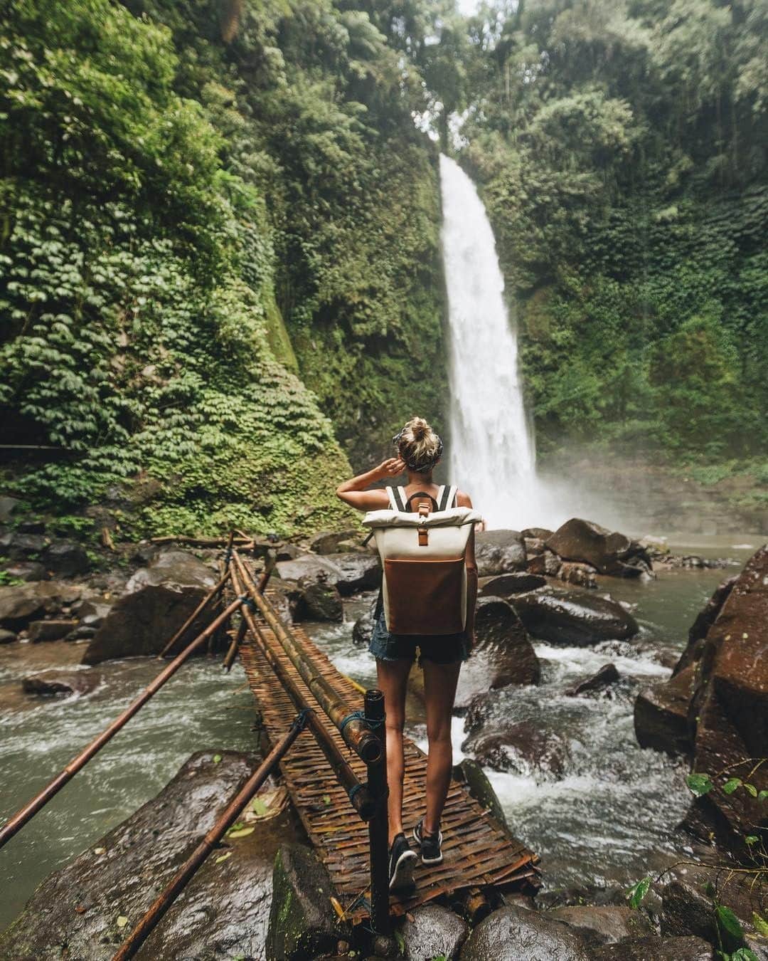 Kapten & Sonさんのインスタグラム写真 - (Kapten & SonInstagram)「'Saturdays are for adventures.' 🎒 What are your weekend plans? #bekapten #kaptenandson #adventures」3月16日 17時30分 - kaptenandson