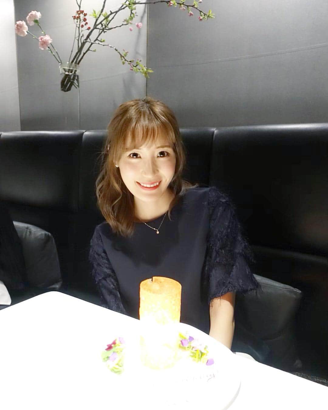 小林真由のグルメインスタ