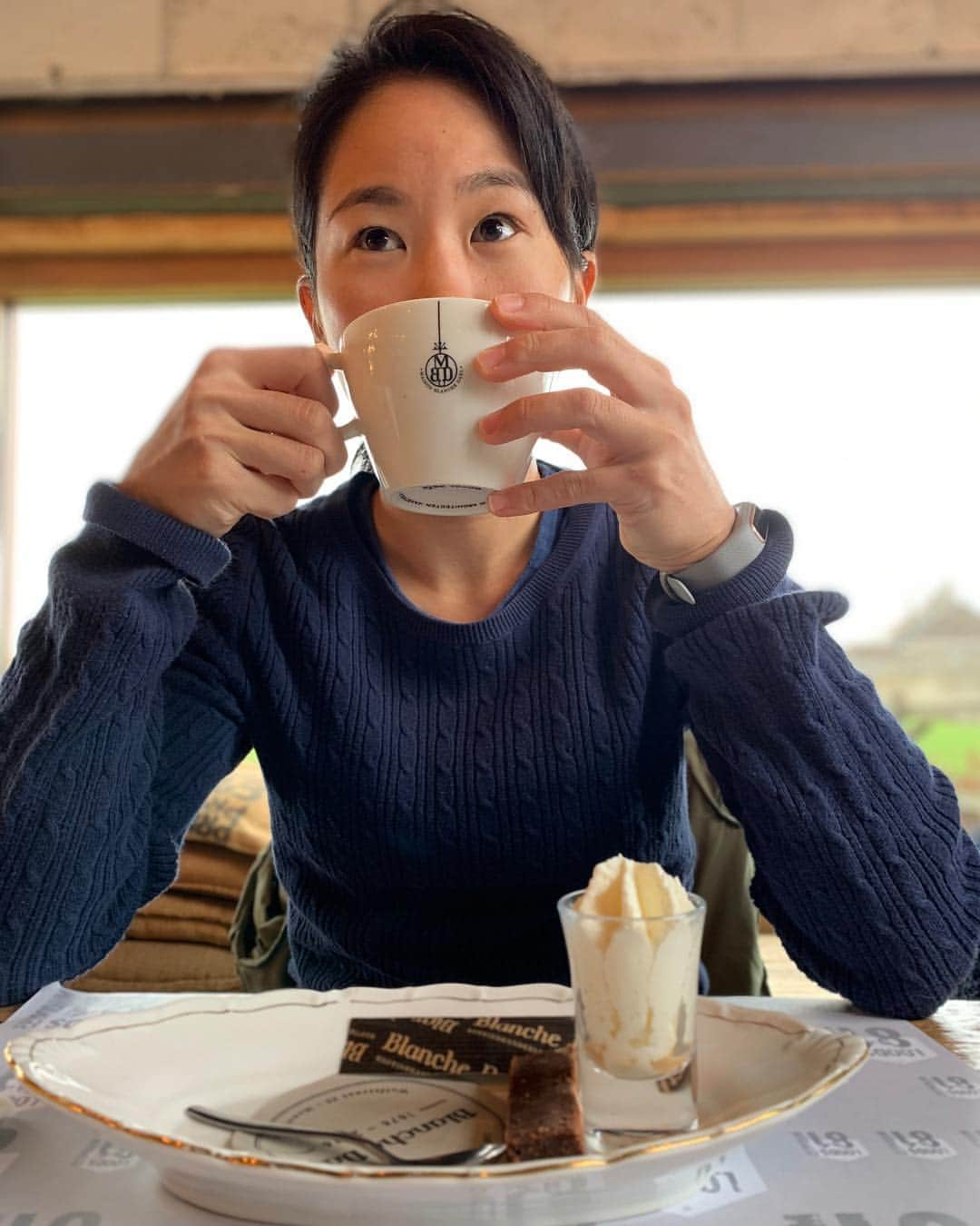 與那嶺恵理さんのインスタグラム写真 - (與那嶺恵理Instagram)「No race weekend ☕️ Take my time & Keep training for up coming race (sadly everyday indoor training ☔️in this week 😭) & Cheer @alecipolliniteam girls’ race🧡💛 . . Have a nice weekend 🤘🏻 いつかの#今日のエリさん #coffeeholic 👻」3月16日 18時17分 - eriyonamine