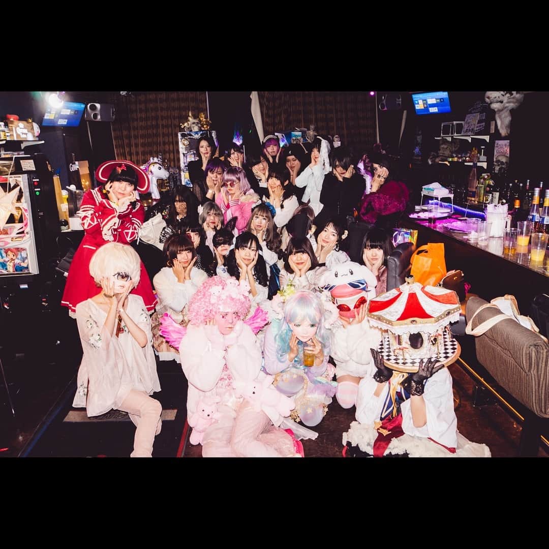 millnaさんのインスタグラム写真 - (millnaInstagram)「カワイイカルト7のスナップ写真UPしました！🌹 photographer: @manimanium . https://bit.ly/2JhrQry . 今までご自身の写真鬼探しづらかったと思うので今回からFacebookアルバムにしてみました。URLからご覧ください。 インスタには3人以上映ってる写真を抜粋して◎ . #カワイイカルト #kawaiicultv」3月16日 18時36分 - mi_te_yo