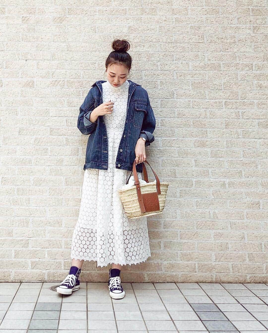 nanaさんのインスタグラム写真 - (nanaInstagram)「ㅤ ㅤ 2019.3.16 Sat #nanacoordinate 𓇼 ななコ 🐼ㅤ ㅤ ㅤ denim 𓇬 white 𓇼𓃺 blogに詳しく書きます✎*。 ━━━━━☞blogへはtopからﾄﾍﾞﾏｽ𓅩𓂃 ㅤㅤ ㅤ ㅤ ﾀﾏにはあまり選ばないﾚｰｽのﾜﾝﾋﾟなんて 着てみたりして𓆸𓆸*ﾟ @nostalgia_jp の総ﾚｰｽのﾜﾝﾋﾟ𓂅 ﾊﾟｰﾌﾟﾙのｺﾝﾊﾞｰｽでｶｼﾞｭｱﾙに合わせるのが ﾜﾀｼ流𓀠𓀠 ㅤ ㅤ ﾃﾞﾆﾑｼﾞｬｹｯﾄは @saneibd で見つけた @frees_mart のﾍﾋﾞﾛﾃしてるﾙｰｽﾞﾜｰｸﾃﾞﾆﾑﾌﾞﾙｿﾞﾝ𓇼 詳細は☞☞ ﾌﾟﾛﾌｨｰﾙとｽﾄｰﾘｰからﾄﾍﾞﾏｽ𓂃𓅯𓅯𓅯. ㅤ  ㅤ ㅤ ㅤ ｶﾚｰは昨日夜と今日昼でﾌﾀﾘで食べ尽くしちゃったし… 今日は晩ご飯ﾅﾆにしようｶﾅ𓃟 ﾃﾞﾓ.ﾒｽﾞﾗｼｸ…ｼｮｸﾖｸﾅｲﾅ𓀿 ㅤ ㅤ ㅤ  ㅤ  ㅤ #saneibdonline #ビーディー #frees_mart #デニムジャケット #nostalgiajp #ノスタルジア #ノスジョ #outfit #fashion #ootd #coordinate #大人カジュアル  #locari mery  #beaustagrammer  #シンプルコーデ #プチプラコーデ  #mineby3mootd #instafashion #fashionblogger #fashionista #데일리록 #코디 #옷스타그램 #멋스타그램 #穿搭 #오오티디  #패션스타그램일상」3月16日 19時05分 - nanapanda517