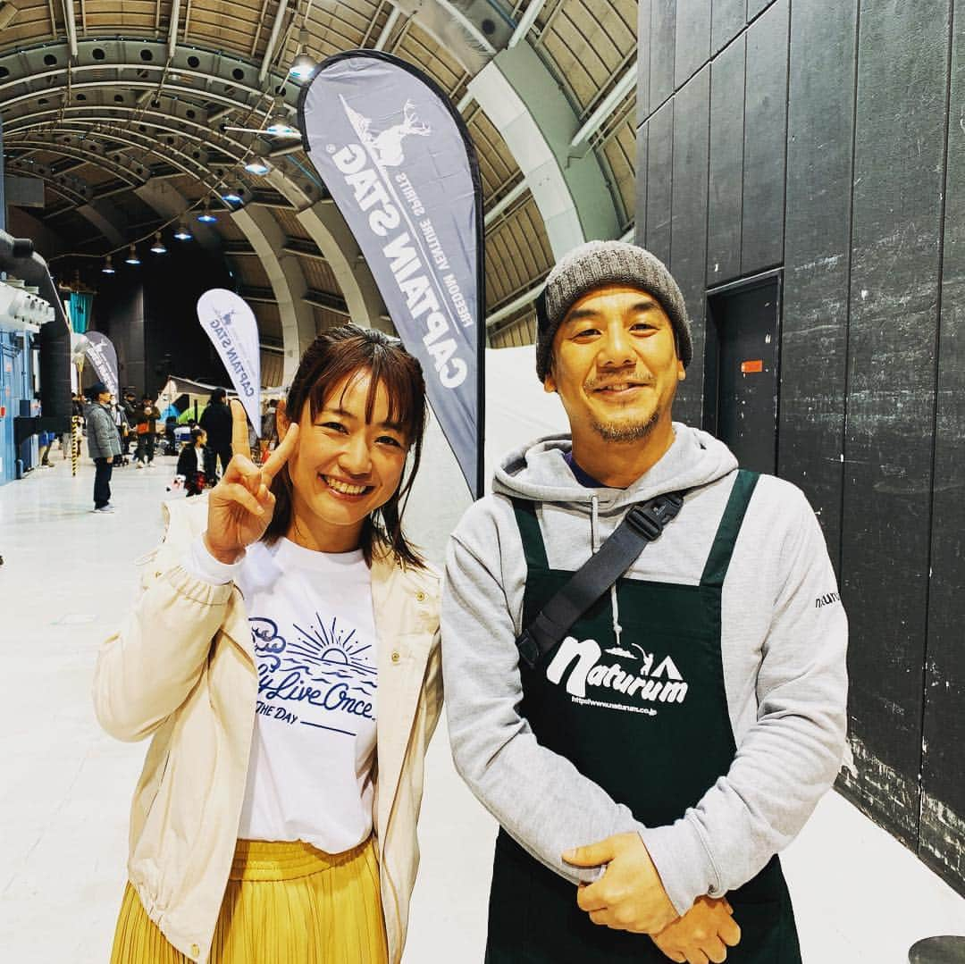 彼方茜香さんのインスタグラム写真 - (彼方茜香Instagram)「touchtheoutdoor♥ 京セラドーム大阪スカイホールで開催されてるキャンプ用品の展示即売会に撮影で行って来ましたー！！ オシャレテントとか、キャンプアイテムがかなり多くて！釣りに使えそうな物とか、普通に部屋に置きたい物とかいっぱいあったー☆明日は16時までなので急いでー！ #ナチュラム  #普通に買い物したかった #thenorthface のウエアとかもあるし #colombia  もあるし #コンパクトなテント買いたい #公園でお弁当食べる用 #キャンパー楽しそ #オシャレクーラーボックスもあった #釣り目線になりがち #釣り人とも出会いがち #楽しかった #終わってダッシュで試合会場 #ギリギリ間に合った #ブレイザーズ勝った #最高やんか #この勢いで飲みに行ってくる #予定詰め込まりすぎday #時間がいくらあっても足りん」3月16日 19時56分 - serikaochikata