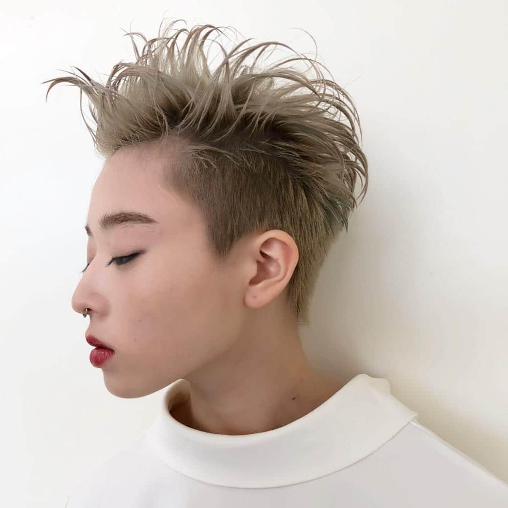 内田聡一郎さんのインスタグラム写真 内田聡一郎instagram 春に向けてイメチェンシーズン 夏木マリみたいなリーゼントガール Lecotokyo Leco Hair Hairstyles Hairstyle Haircolor Perm Permhair Color Shibuya ヘア ヘアスタイル 渋谷 渋谷