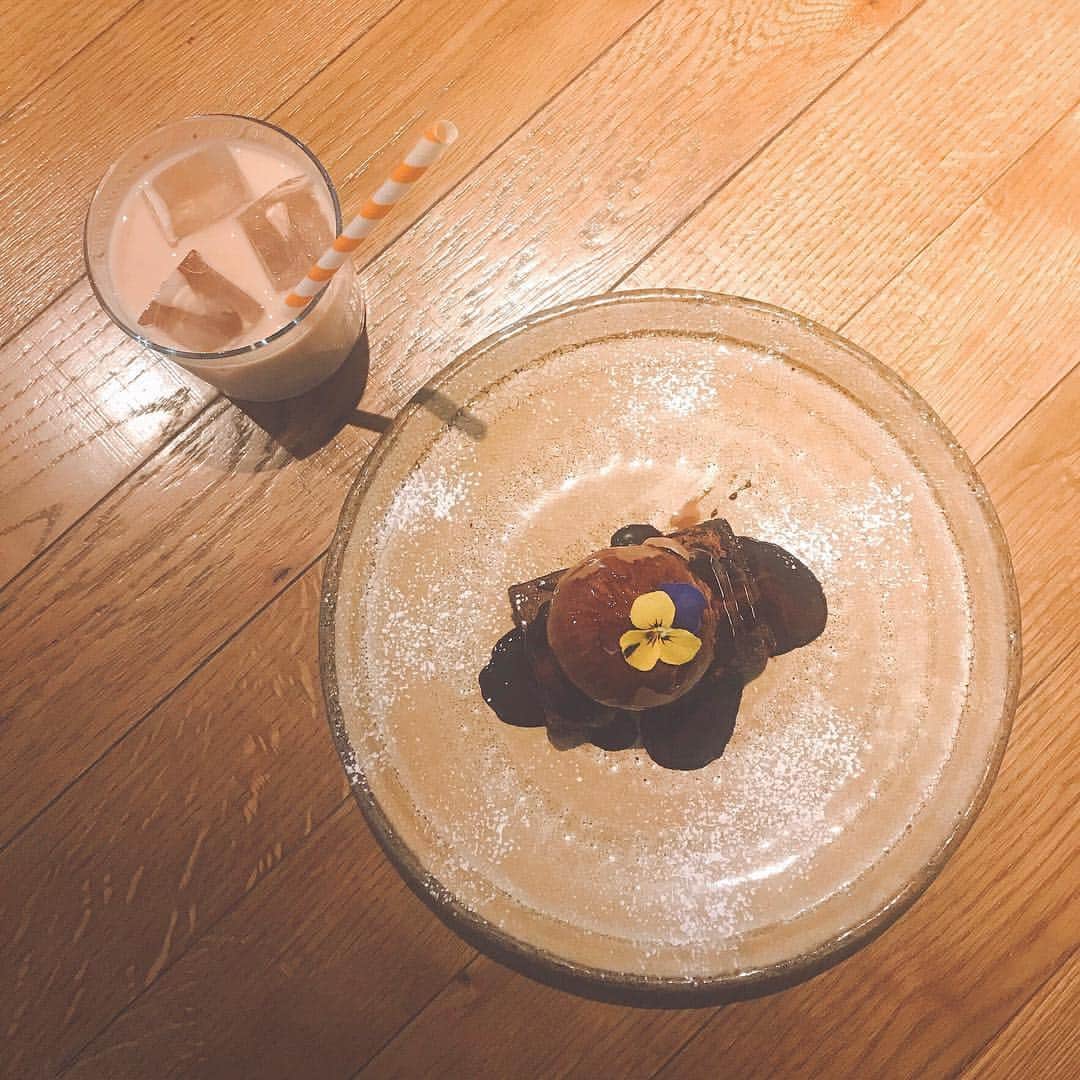 藤田奈那さんのインスタグラム写真 - (藤田奈那Instagram)「＊ チョコレート好きにはたまらないデザート🤤💭♡」3月16日 20時06分 - fujitanana_official