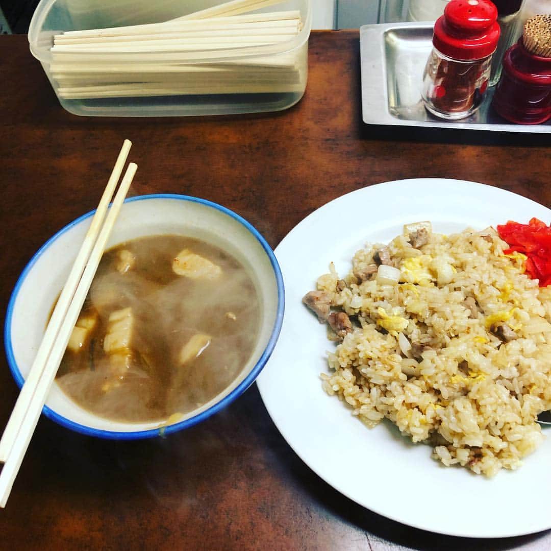 金村義明さんのインスタグラム写真 - (金村義明Instagram)「#サウナ入って汗絞り出して＃マッサージ#赤心#焼き飯#豚汁#明日リベンジゴルフ#完璧」3月16日 20時07分 - yoshiaki_kanemura
