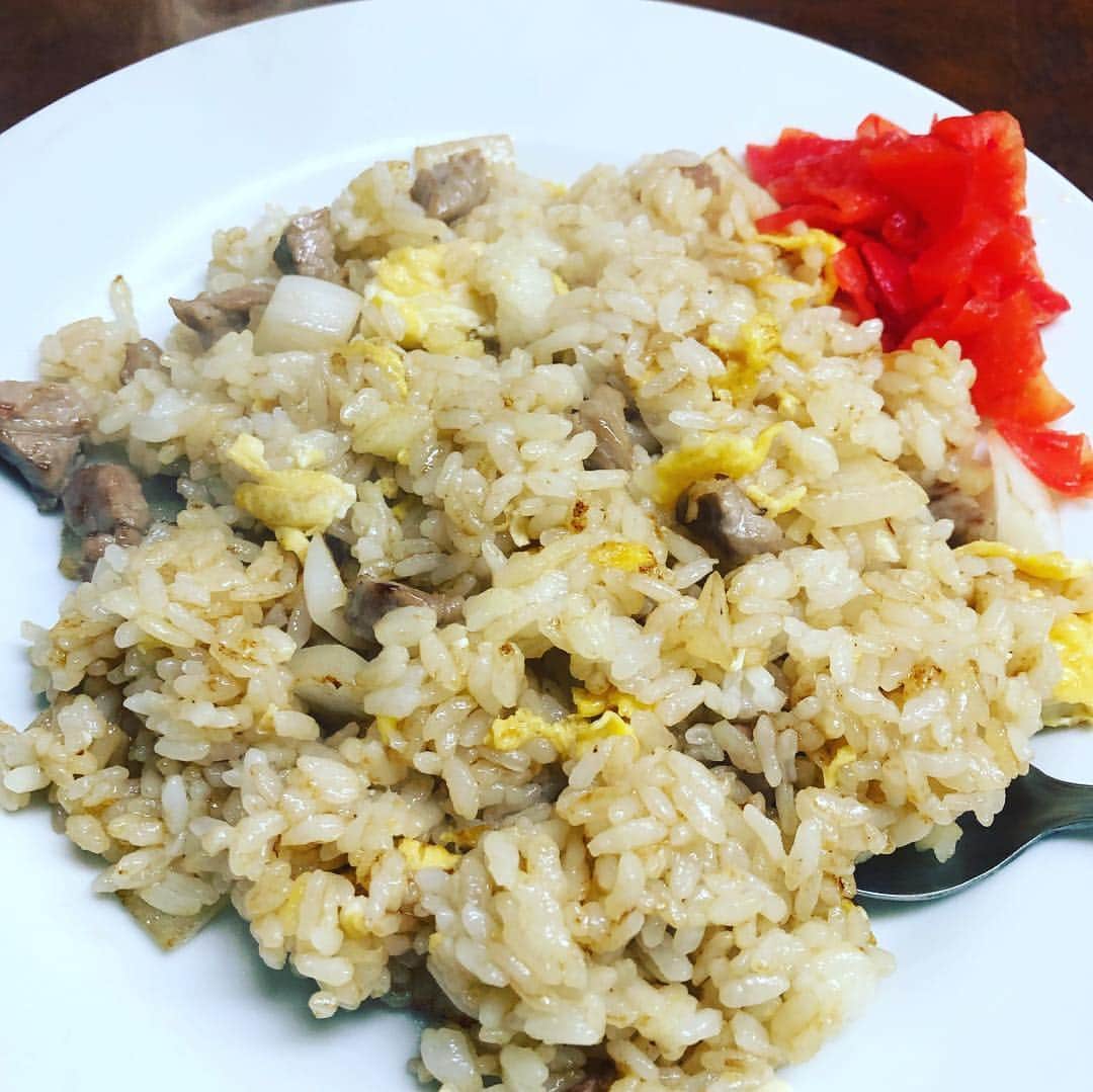 金村義明さんのインスタグラム写真 - (金村義明Instagram)「#サウナ入って汗絞り出して＃マッサージ#赤心#焼き飯#豚汁#明日リベンジゴルフ#完璧」3月16日 20時07分 - yoshiaki_kanemura