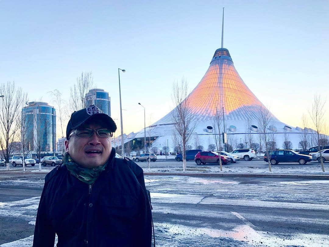 のインスタグラム：「めっちゃ寒い…。 現在、マイナス8℃❄️ #カザフスタン #カザフスタン旅行 #アスタナ #kazakhstan #Kazakhstan🇰🇿 #kazakhstanphoto #astana #astanacity #astanagram #海外旅行 #海外旅行好きな人と繋がりたい #旅スタグラム #travelgram #マイナス気温 #寒すぎて耳もげそう」