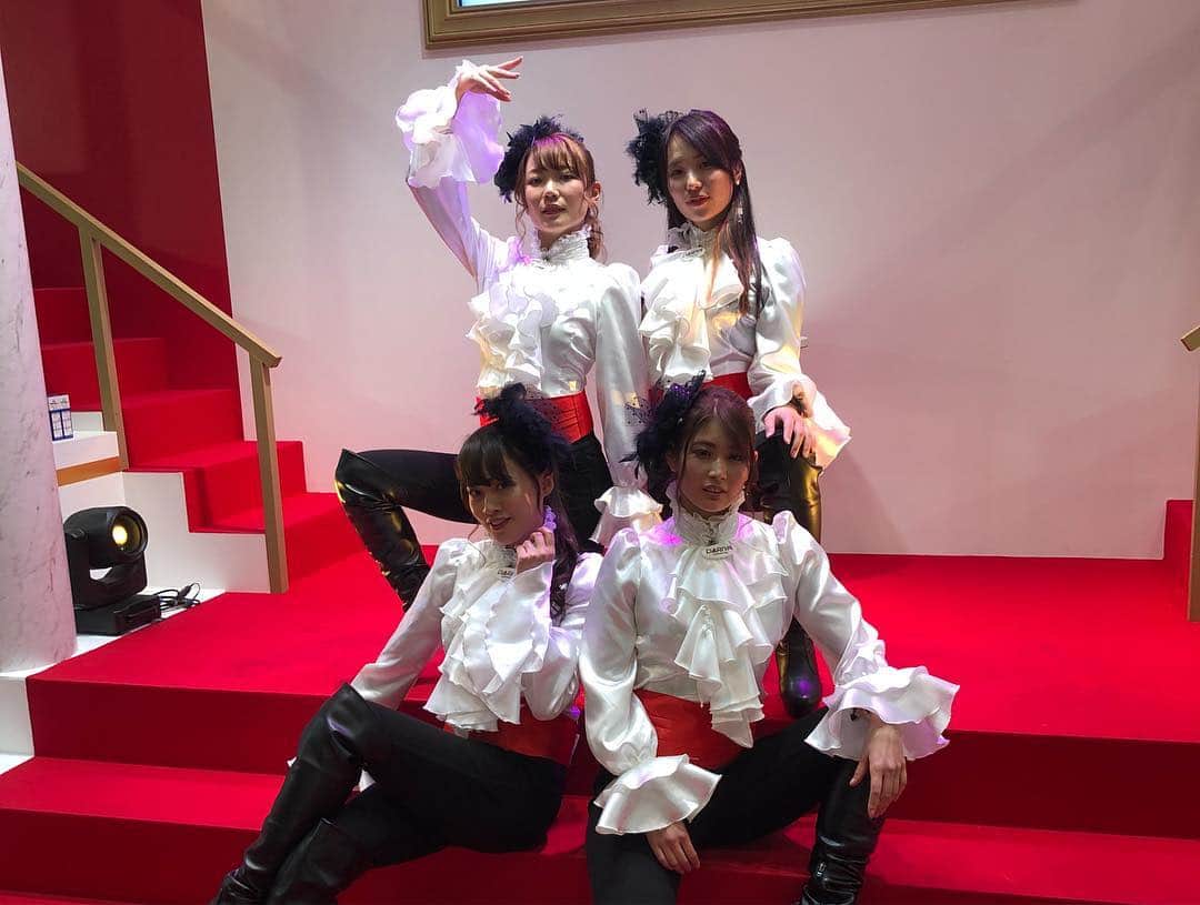 森園れんさんのインスタグラム写真 - (森園れんInstagram)「#ドラッグストアショー #ドラッグストアショー2019 #幕張メッセ #8ホール #dariya #palty #クレオディーテ #ヘアカラー #コンパニオン #ダリヤ #ダリヤ王国  #ダリヤブース #5年目」3月16日 21時11分 - ren__m