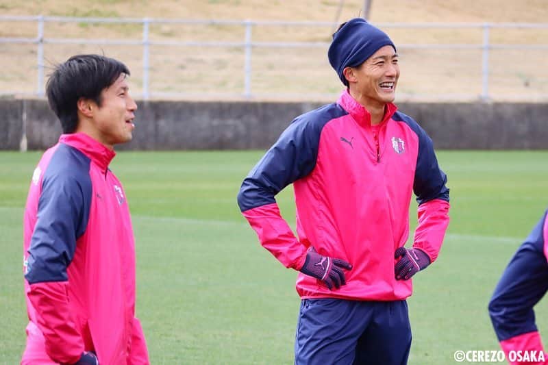都倉賢のインスタグラム：「チームとしてしっかり準備出来た👍  あとはピッチに出た選手が覚悟を持って全力でプレーするだけ！！！ 明日も最高に熱い応援を宜しくお願いします🙏🙏🙏」