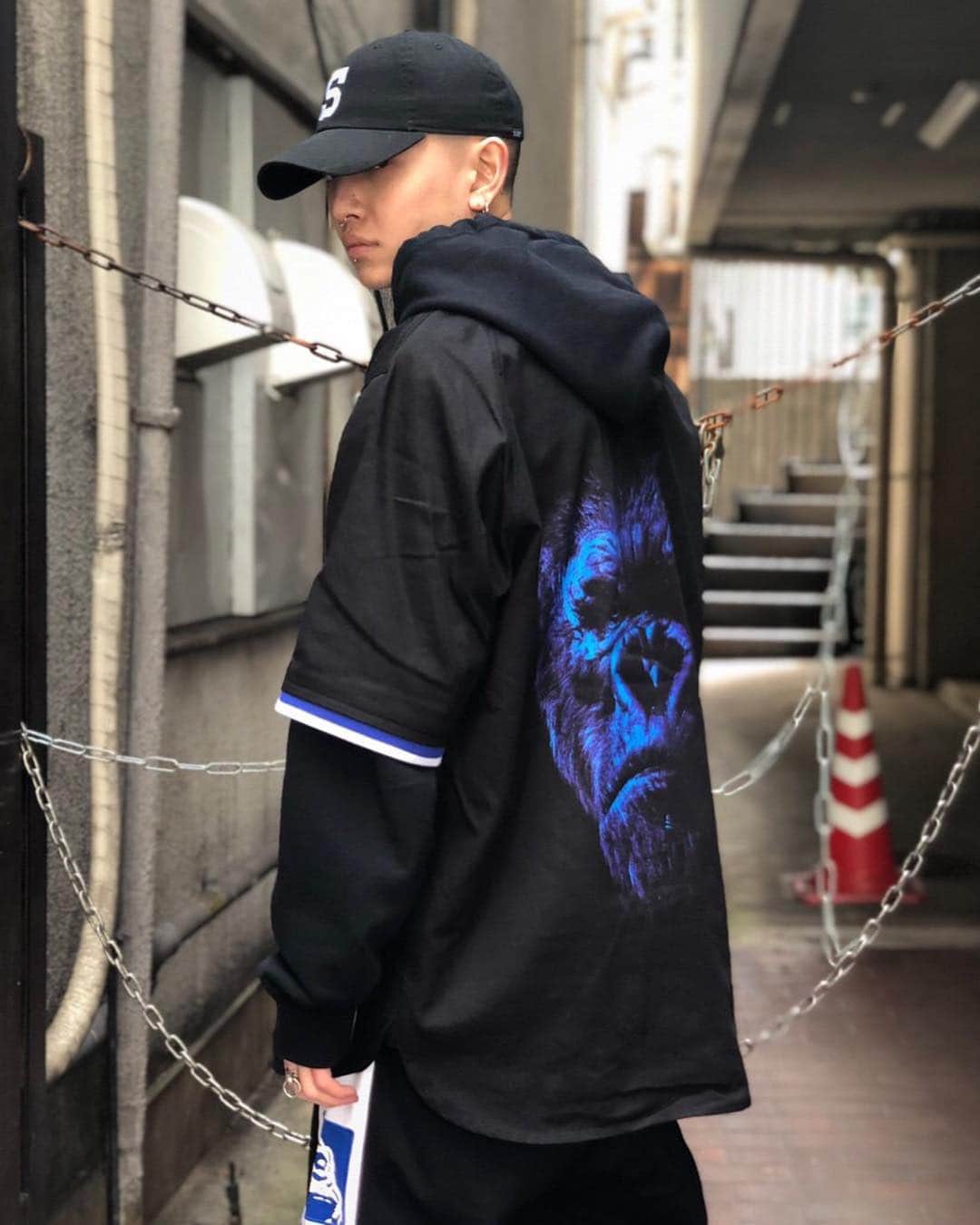 のインスタグラム：「STYLE @kentaro_kazita  BASEBALL SHIRT ¥15,000＋TAX - @xlargejp #xlumeda #xlarge #xlargejp #xlarge_snap」