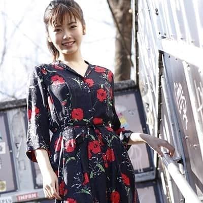 女性自身 (光文社)さんのインスタグラム写真 - (女性自身 (光文社)Instagram)「🎁小芝風花 チェキプレゼント🎁 【小芝風花語るトクサツガガガの裏側「ヒーローが支えでした」】 3月1日に最終回を迎えたドラマ10『トクサツガガガ』（NHK総合・全7話）が、放送終了直後から続編を希望する声が殺到するほどの人気ぶり。そしてその人気の中心にいるのが、主人公・仲村叶を演じた女優の小芝風花（21）だ。屈託のない笑顔で、撮影時の思い出を語ってくれた。 小芝風花さんのサイン入りチェキを合計3名様にプレゼントします！　応募方法と詳細は、プロフィールのリンクからWEB女性自身へ スクープダイジェストをストーリーで公開中！  #小芝風花 #トクサツガガガ #NHK #特撮ヒーロー #チェキプレゼント #女性自身 #いいね #フォロー」3月16日 21時55分 - joseijisin