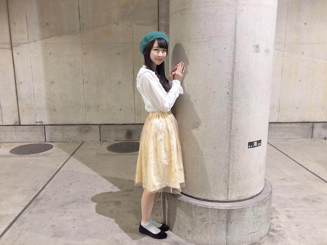 高橋七実さんのインスタグラム写真 - (高橋七実Instagram)「・ 握手会ありがとうございました☺︎ ・ ・ 来てくださった皆様に本当に感謝です!! ・ お話出来て幸せな気持ちになりました🍀 ・ また明日も楽しみたいと思います ・ ・ #NGT48#高橋七実#握手会#楽しかった #今日のコーデ#白ブラウス#春コーデ  #ベレー帽#だてめがね」3月16日 22時00分 - nanami.t_0707