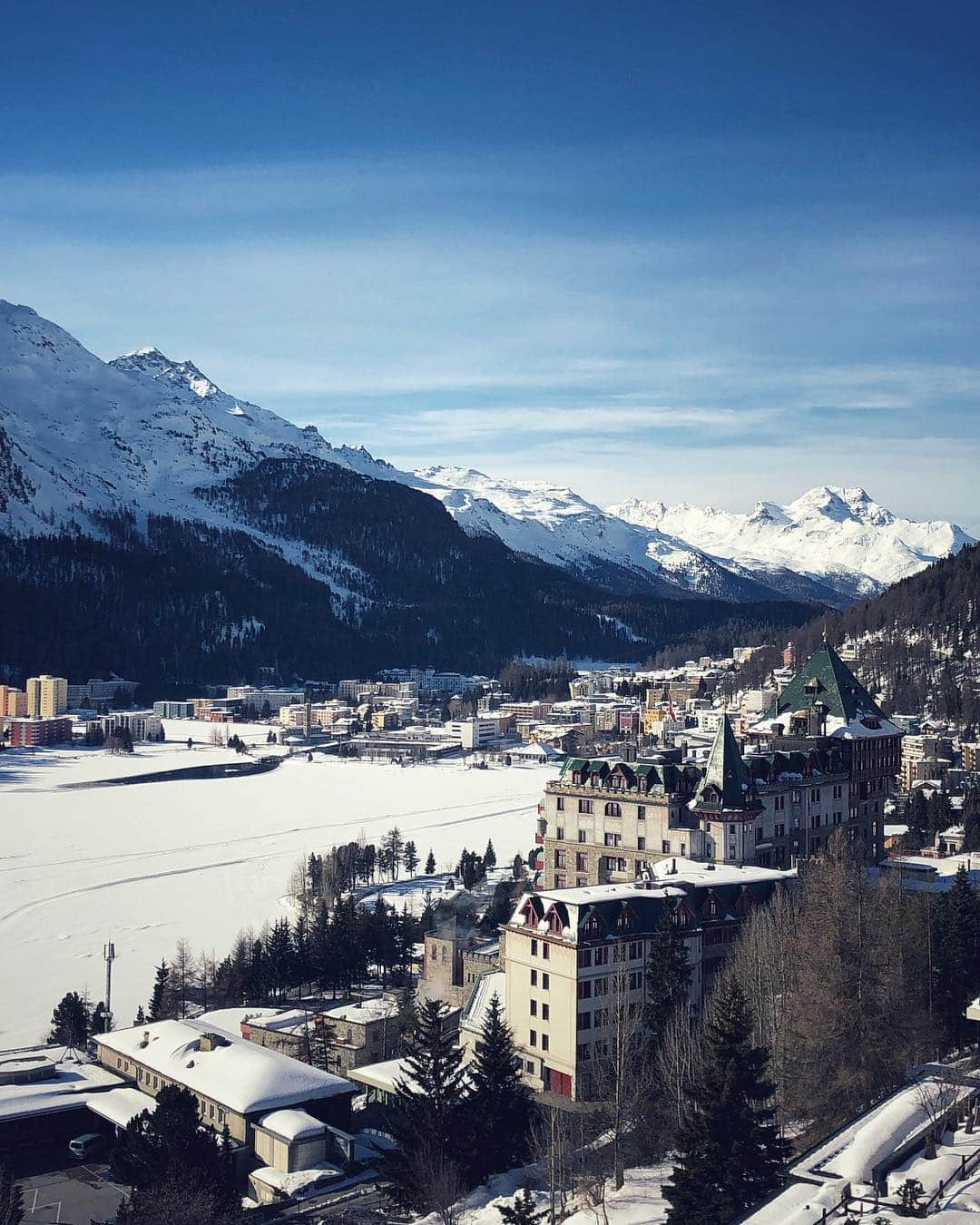 ヨハネス・ヒューブルさんのインスタグラム写真 - (ヨハネス・ヒューブルInstagram)「Love this place but ready to come home now #swissAlps #incomparable 🇨🇭」3月16日 22時37分 - johanneshuebl