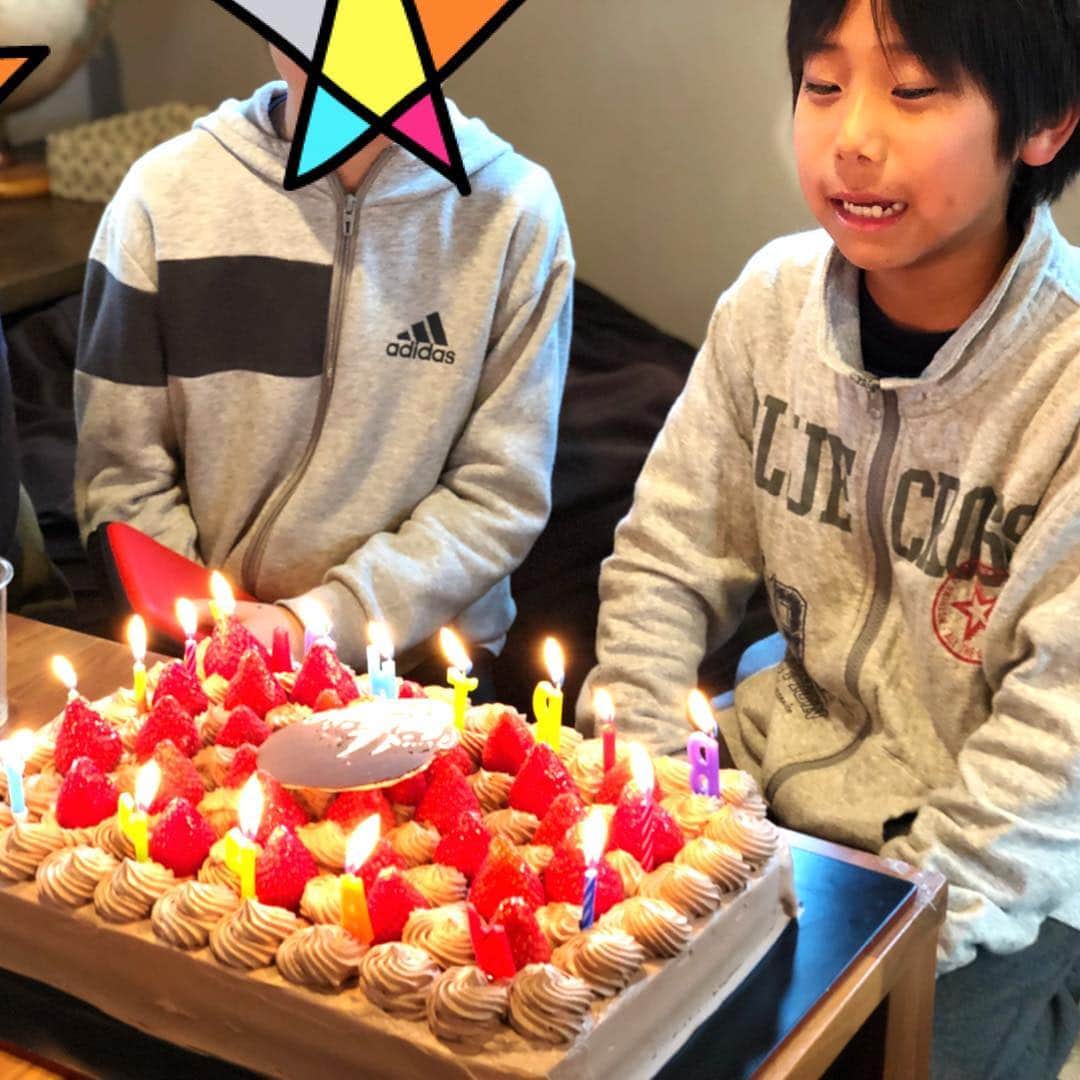 みきママさんのインスタグラム写真 - (みきママInstagram)「れんの誕生日会をしました〜🤩🤩🤩 . ブログ「藤原家の毎日家ごはん」に誕生日の様子を書いたのでよかったら見てください〜🤣🤣🤣 . ゲーム三昧でした😱😱😱」3月16日 22時41分 - mikimama_official