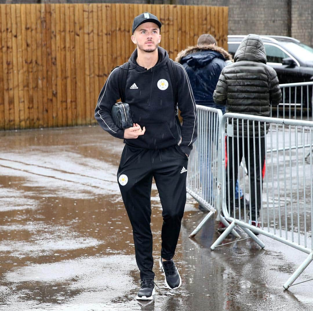 レスター・シティFCさんのインスタグラム写真 - (レスター・シティFCInstagram)「Arrived in Burnley 👊 . . . #BurLei • #lcfc」3月16日 22時50分 - lcfc