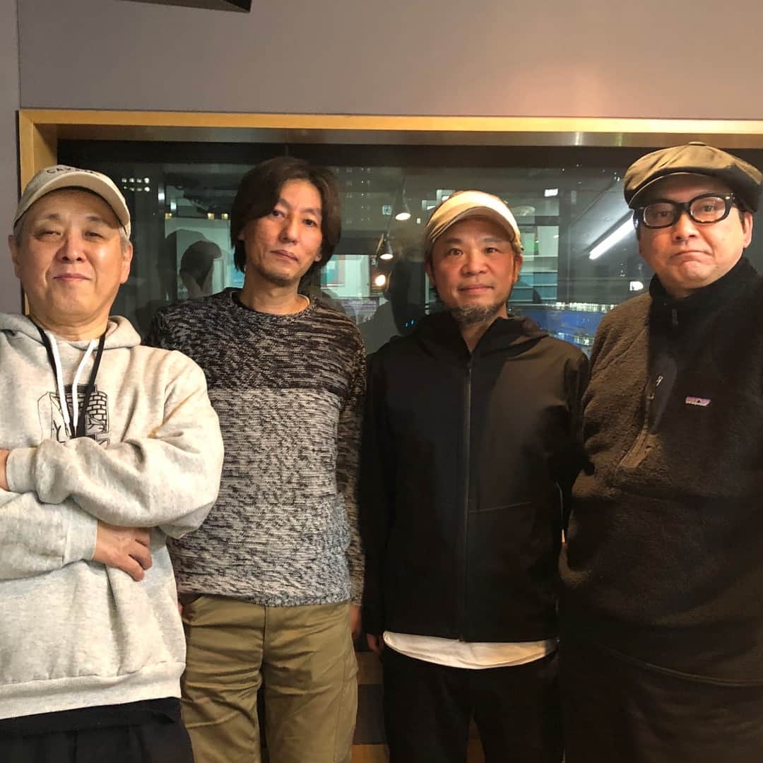 Kensho Onukiさんのインスタグラム写真 - (Kensho OnukiInstagram)「今夜もよろしくです。ゴキゲンradioこのあと深夜2時から #kenrocksnite #interfm897  ゲストに久々に新作発売するWRENCHから坂元くんとシゲちゃんが。人力高速炉のパワー炸裂しまくりでチョーカッケー！ですよ〜。お楽しみにー！🎶😊🌜#大貫憲章ラジオ #katchin' #毎週土曜深夜2時から #WRENCH」3月16日 23時12分 - kensho_onuki