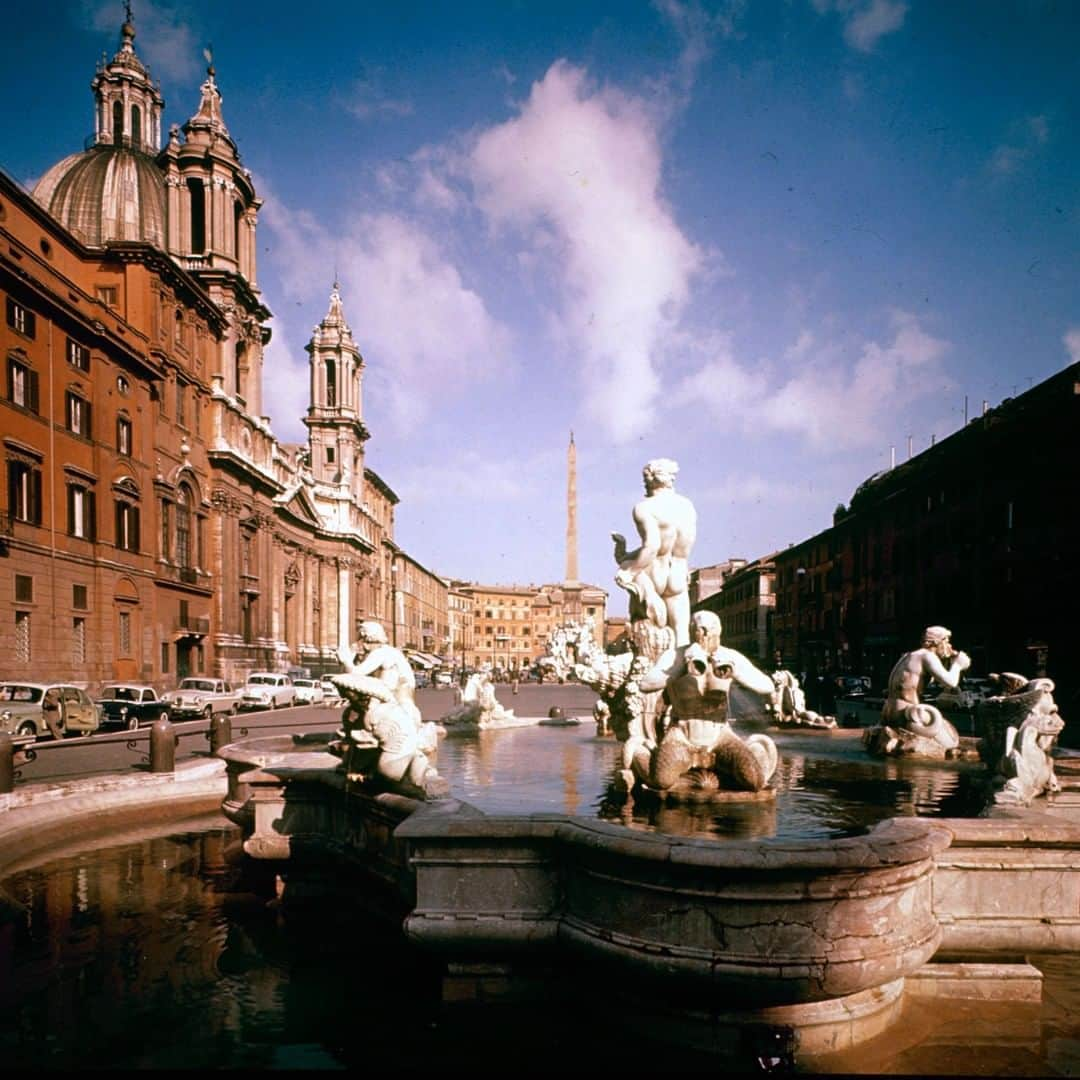 lifeさんのインスタグラム写真 - (lifeInstagram)「From the April 20, 1962 feature: "THE GLORY AND BEAUTY OF ROME" which featured 18 pages of color photography featuring the work of Gian Lorenzo Bernini by LIFE photographer Dmitri Kessel. According to LIFE, "Rome gained its fame as a city of fountains largely through Bernini." Pictured here is Piazza Navona. (Dmitri Kessel—The LIFE Picture Collection/Getty Images) #Rome #Italy #Vintage」3月16日 23時13分 - life