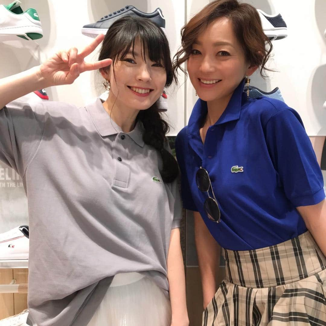 森貴美子さんのインスタグラム写真 - (森貴美子Instagram)「昨日「ラコステ銀座店」のオープニングイベントに 同じ事務所の佐藤純ちゃん @junsatoidea と行ってきました🐊🌟❤️ イベントでラコステ成り立ちからその長い歴史の中にある様々な物語を知り、そしてポロシャツのカラーをテーマに人気占い師のイヴルルド遥華さんのトークショー、メンズ占いグループcodeさんに個別鑑定をしてもらい、てんこ盛りのスペシャルイベントでした✨ 私はグレーを選んだけれど、うすい黄色やピンクも可愛かったな…💖 夏に向けて、真っ赤や真っ青も気になります☺️ 銀座の並木通りにオープンする新店に、ぜひ足を運んでみてください。 🐊🐊🐊 #ラコステ #ラコステ銀座店 #lacoste🐊  #ラッキーポロ #wwd_jp_pr  #佐藤純 ちゃん #라코스테  #긴자  #일본모델」3月16日 23時31分 - morikimi_morikimi