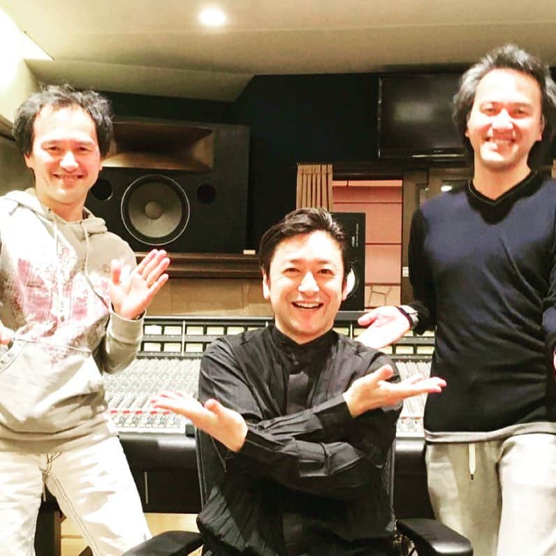 石丸幹二さんのインスタグラム写真 - (石丸幹二Instagram)「音楽を愛する人たちと、幸せな時間を過ごしてきました。AUN Jさんのアルバム「響」に参加。リリースをお楽しみに。石丸マネ #石丸幹二 #AUN J」3月17日 0時30分 - team_kanji_ishimaru