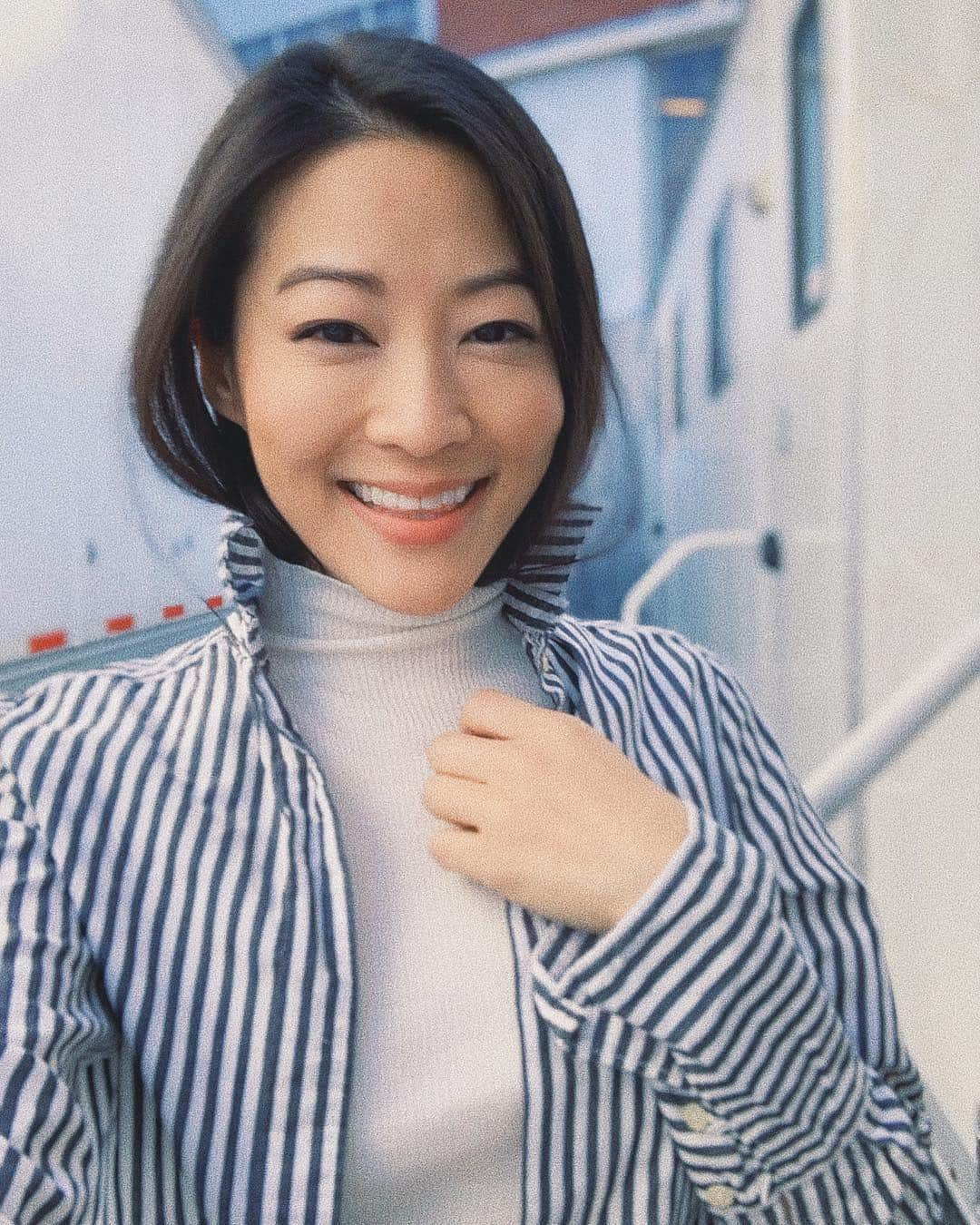 アーデン・チョーさんのインスタグラム写真 - (アーデン・チョーInstagram)「Happy Saturday my loves. Sending good vibes your way today. ✌🏼」3月17日 0時52分 - arden_cho