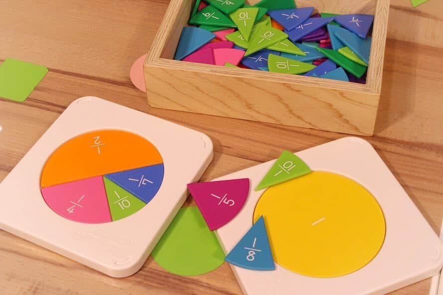 ISETAN PARK netさんのインスタグラム写真 - (ISETAN PARK netInstagram)「. 学校では教えてくれない「お金」のことを玩具やゲームで学ぶ . Hello Money. 2019.3.6 wed - 3.26 tue 伊勢丹新宿店本館6階＝センターパーク/ココイクパーク . @isetan_shinjuku_baby_and_kids @sukimagift #kids #isetan #shinjuku #tokyo #cocoiku #sukimagift #okozukai #regigocco #3doodler #子供 #親子 #数字 #ワークショップ #キッズ #おもちゃ #玩具 #ゲーム #人生ゲーム #モノポリー #ココイク #カードゲーム #ボードゲーム #知育 #伊勢丹 #新宿 #伊勢丹新宿店 #新宿伊勢丹」3月17日 10時40分 - isetan_shinjuku