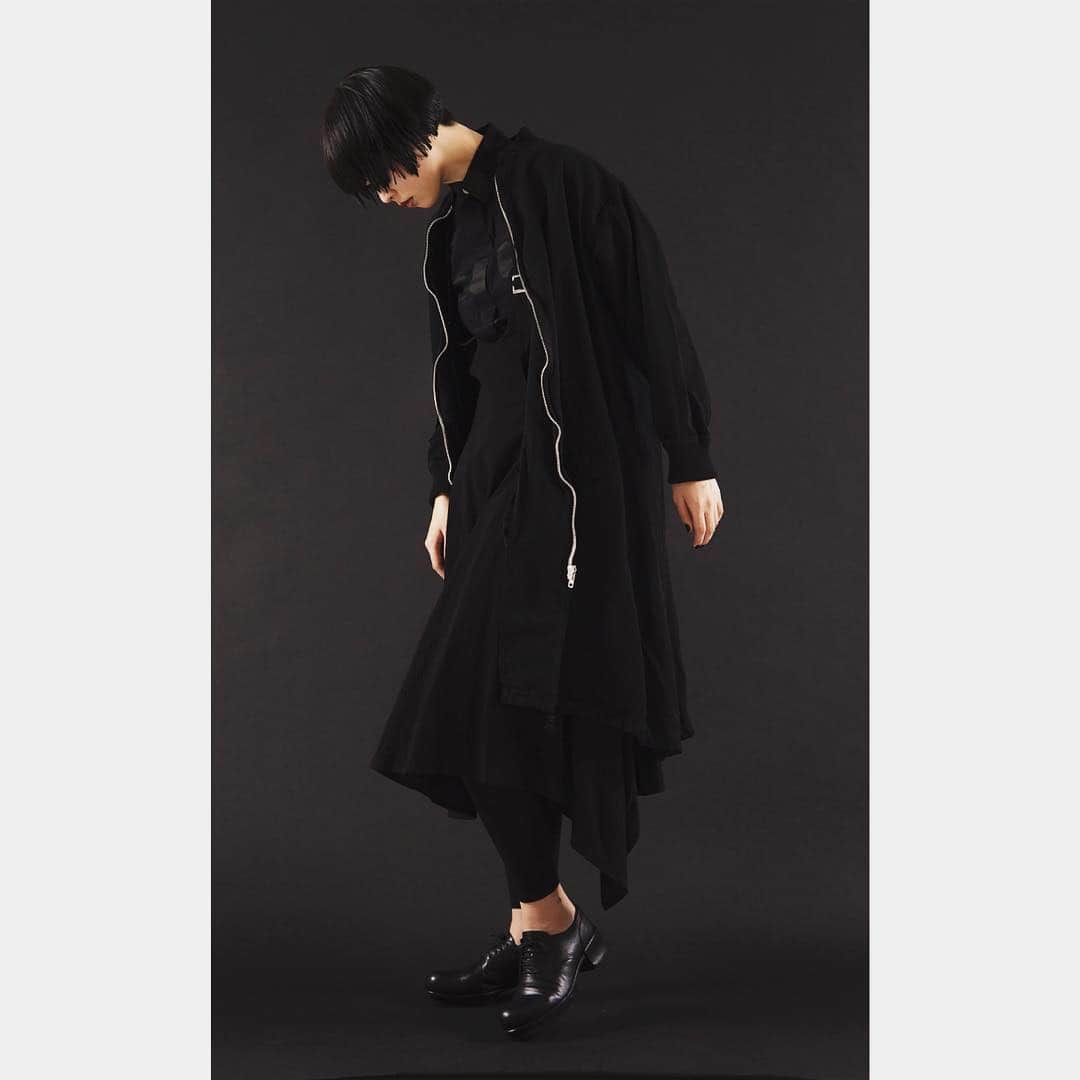 playfulさんのインスタグラム写真 - (playfulInstagram)「★STYLING SITE随時更新！★ #ys #commedesgarcons  #yohjiyamamotonoir model:  @saaaaachi530 https://www.playful-dc.com/p_styling/mobile/stylings/details1257.html  #shooting📷 #model📷 #撮影データ#古着#モデル撮影 #follow#fashionista #playful#usedclothing #osaka🇯🇵 #instapic#instafollow#instagood#instafashion#ootd#outfitblog #coordinate#着画#モデル募集#photo#ユーズド#casual#mode#cute😍 #style #着画くらぶ #着画倶楽部」3月17日 11時11分 - playful_dc