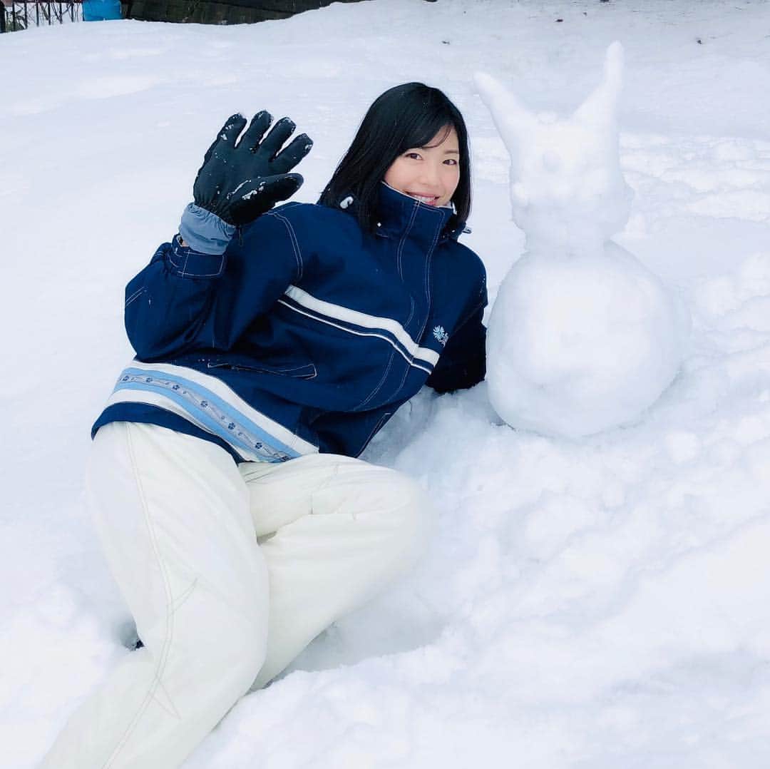 田渕亜季さんのインスタグラム写真 - (田渕亜季Instagram)「、 ☃️ピカチュウ 、 、 、  #札幌 #雪だるま  #オラフ #ピカチュウ #☃️」3月17日 11時20分 - akitabuchi.official