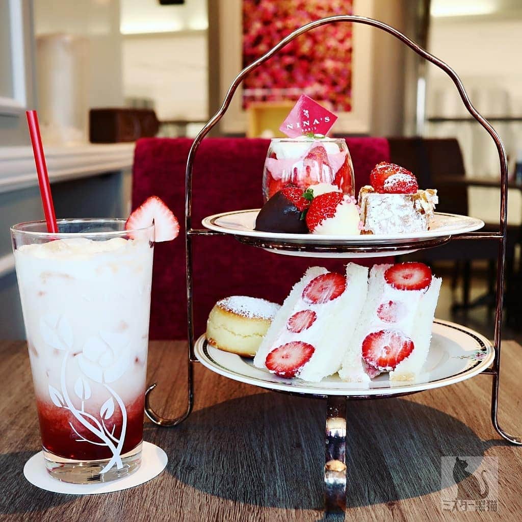 ミスター黒猫（黒猫仙人）のグルメインスタ