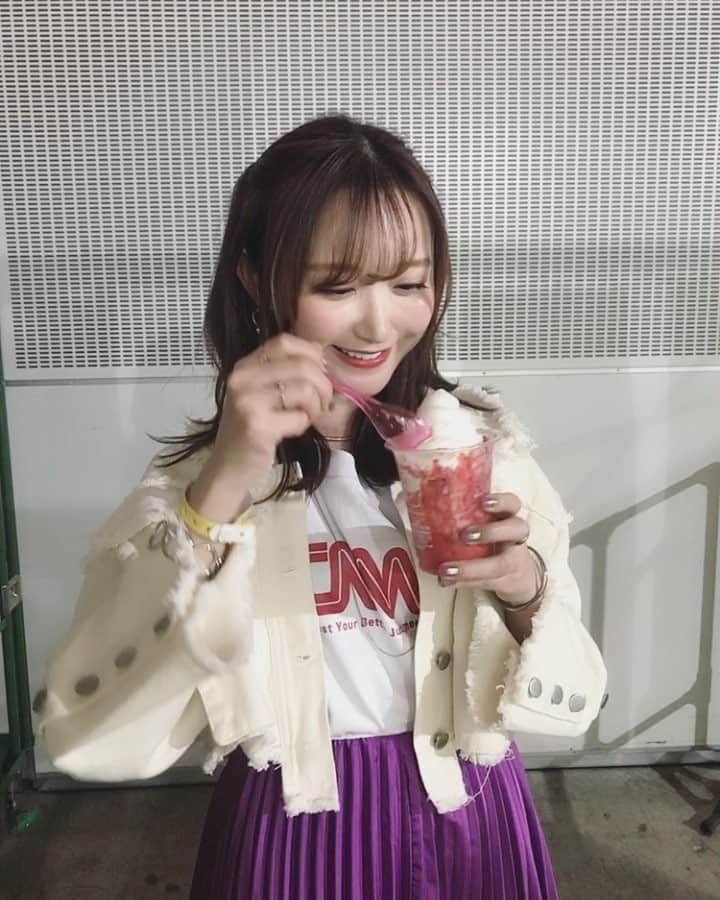 のインスタグラム：「おつかれさまのいちごけずり﻿ ﻿ ﻿ ﻿ あ 😦😦😦🍓﻿ ﻿」