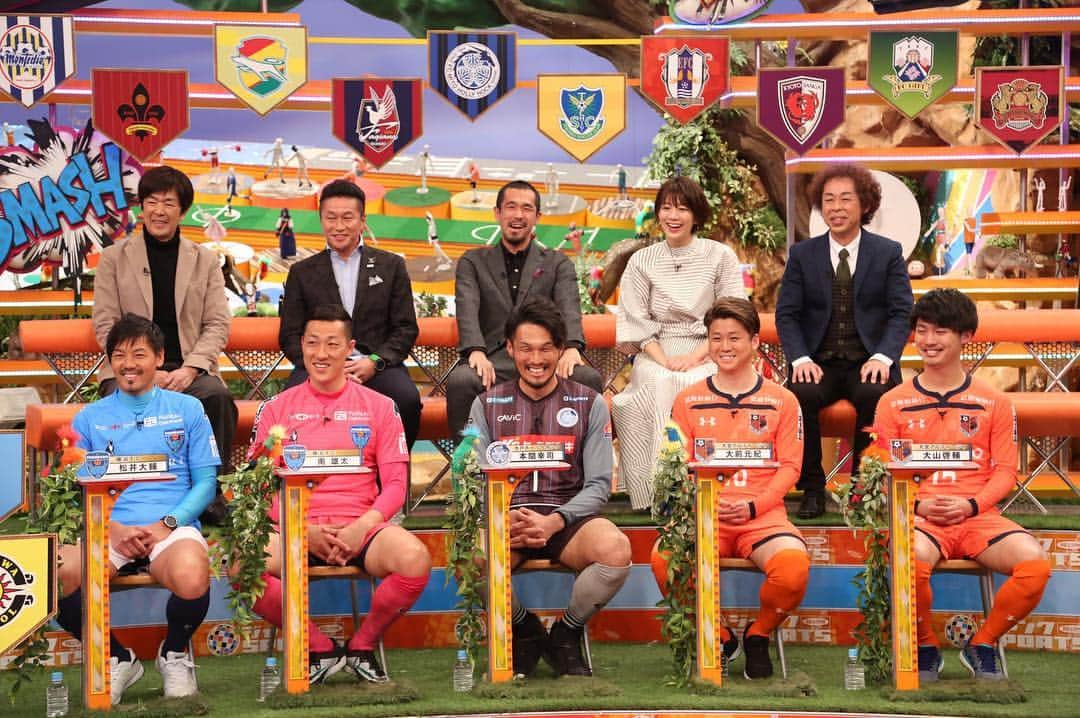 フジテレビ「ジャンクSPORTS」さんのインスタグラム写真 - (フジテレビ「ジャンクSPORTS」Instagram)「今夜よる７時からは ジャンクSPORTS 今回特集するのは日本サッカーリーグJ２ J２リーグの経験者や現役選手がゲストに大集結！ 意外と知られていない、J１とJ２との違いとは！？ 選手やサポーターも熱い！J２の魅力を徹底解剖！ お楽しみに！ #ジャンクSPORTS #ジャンク #サッカー #J２SP #松井大輔 #岡野雅行 #久保竜彦 #南雄太 #本間幸司 #大前元紀 #大山啓輔 #髙田明 #平畠啓史 #佐藤美希 #横浜FC #大宮アルディージャ #V・ファーレン長崎 #水戸ホーリーホック #助走スピードガン #宮﨑大輔 #保田賢也 #長谷川鉱平 #後藤駿太 #アーチェリー #戸松大輔 #東京オリンピック」3月17日 2時50分 - junksports_8ch_fujitv