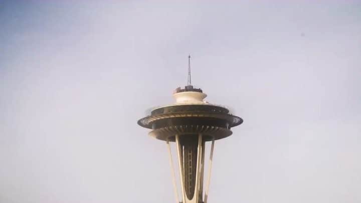 トーライ・ケリーのインスタグラム：「bye seattle, ily🍣 vancouver, see you toniiiight🇨🇦」