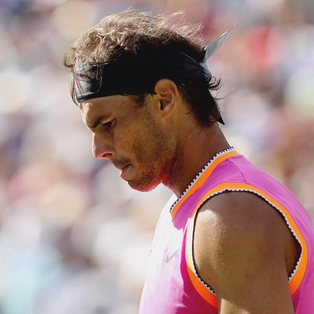 ATP World Tourさんのインスタグラム写真 - (ATP World TourInstagram)「@rafaelnadal is forced to withdraw from the #BNPPO19 due to a right knee injury. Wishing you a speedy recovery, Rafa! 💪  Roger Federer advances to the final by walkover.」3月17日 3時32分 - atptour