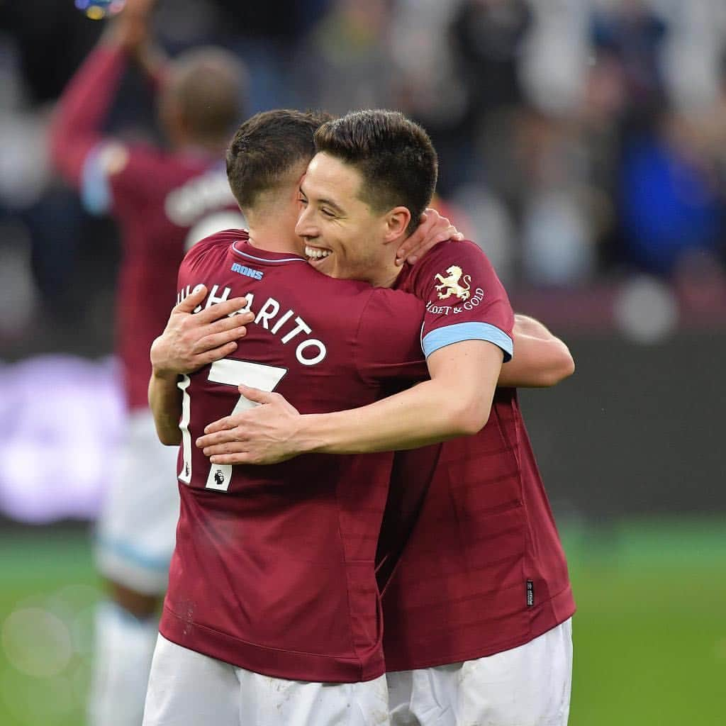 サミル・ナスリさんのインスタグラム写真 - (サミル・ナスリInstagram)「What a comeback!!! Great win and team spirit #coyi⚒」3月17日 4時16分 - samnasri8