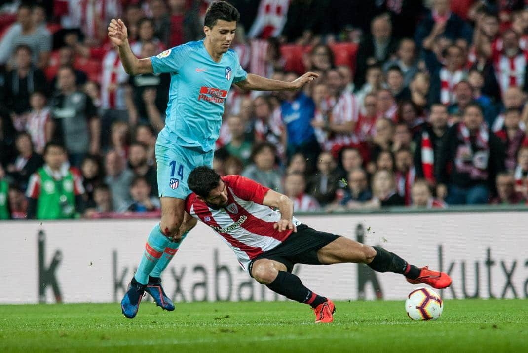 アスレティック・ビルバオさんのインスタグラム写真 - (アスレティック・ビルバオInstagram)「#AthleticClub 2 - 0 @atleticodemadrid 🔴⚪️ #GoruntzBegira💪🦁」3月17日 4時32分 - athleticclub