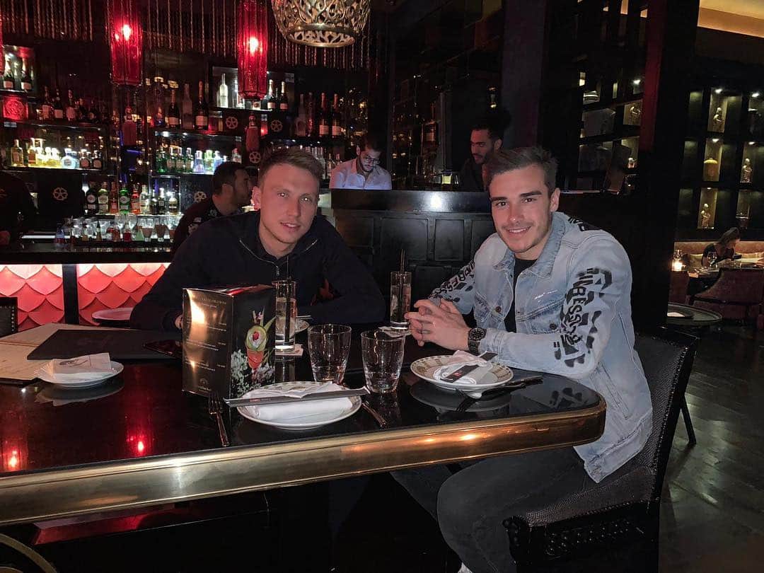 コーリー・ウッドローのインスタグラム：「Few days away with the bro ☀️」