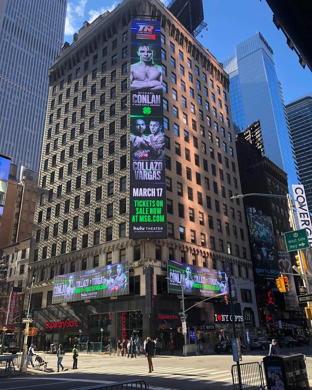 ファーガル・デヴィットさんのインスタグラム写真 - (ファーガル・デヴィットInstagram)「Tomorrow night at MSG I will support my Irish brother @mickconlan11 from ring side as he makes it 11-0」3月17日 5時38分 - finnbalor