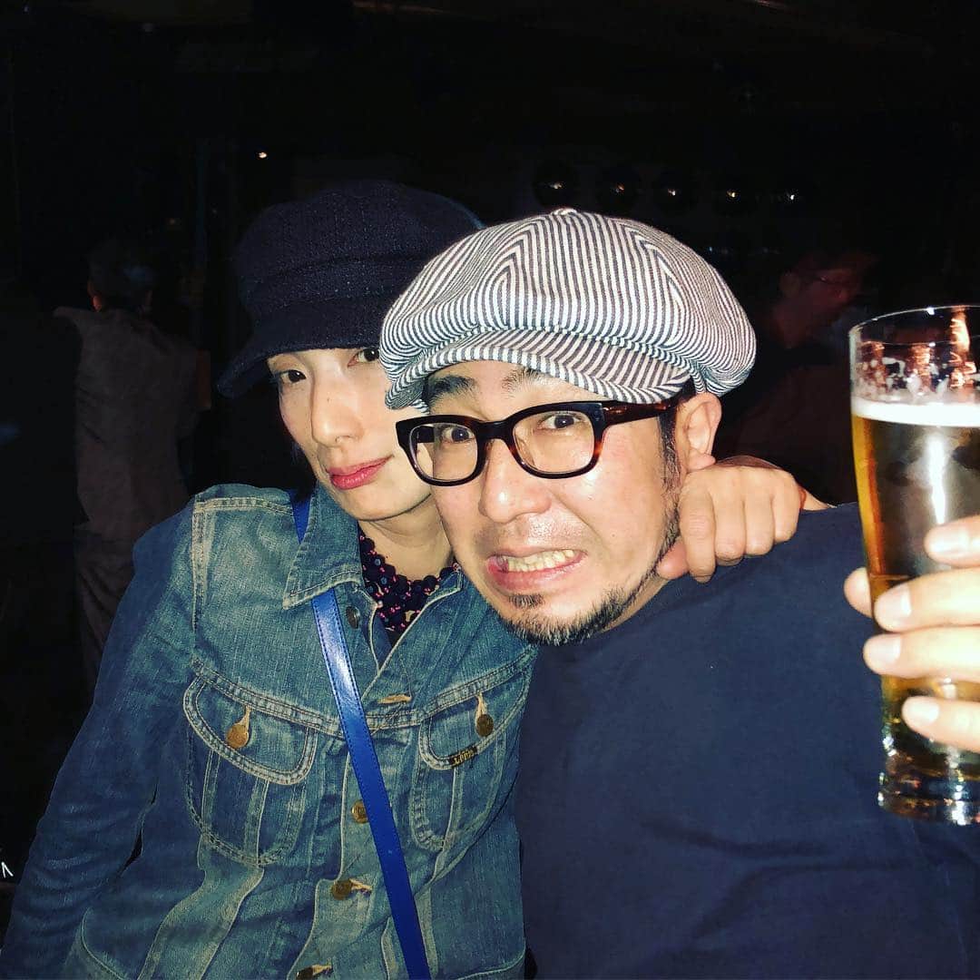 松田岳二さんのインスタグラム写真 - (松田岳二Instagram)「90年代を頭から共にしたDJ友達。かくおちゃんとあやちゃん。今日はありがとう！！！」3月17日 6時05分 - cbsmgrfc